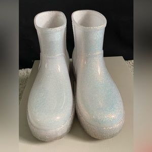 Size 9 UGG Drizlita Glitter Rain Boots - White/Iridescent/Clear